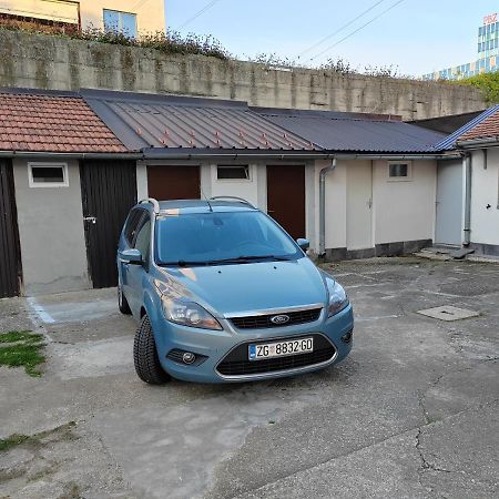 S15 Studio Apartment Free Parking زغرب المظهر الخارجي الصورة